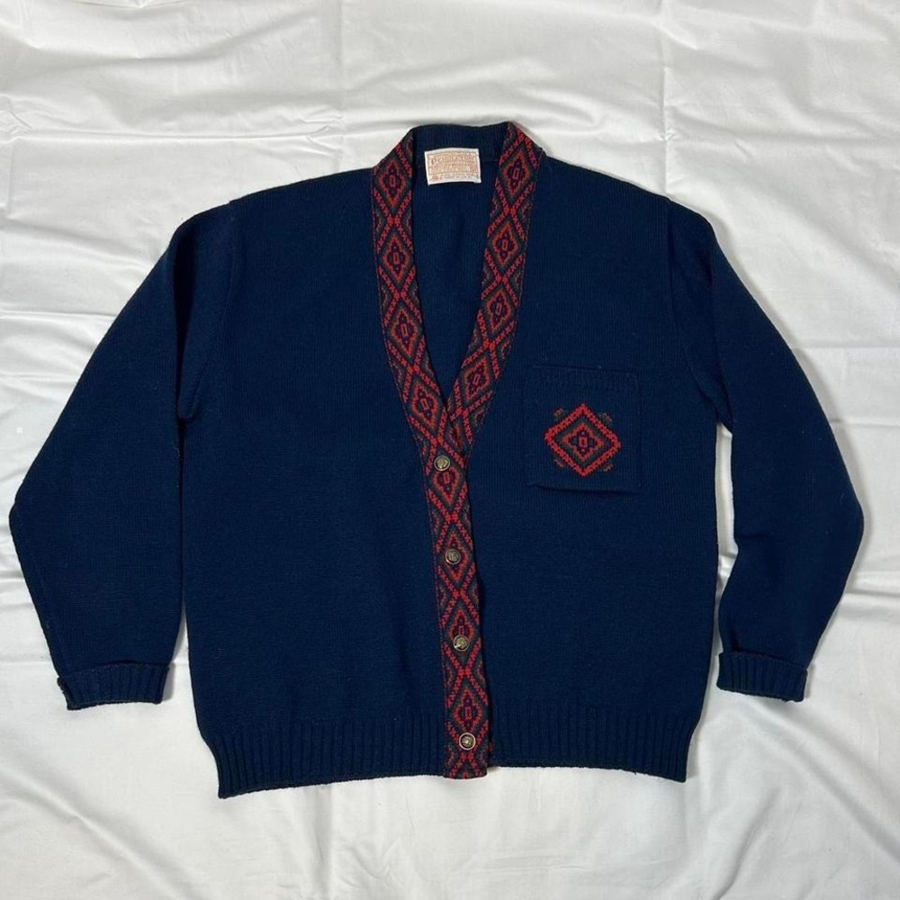 Pendleton Women V Neck Sweater Blue Brass Buttons Left Breast Pocket Size Medium